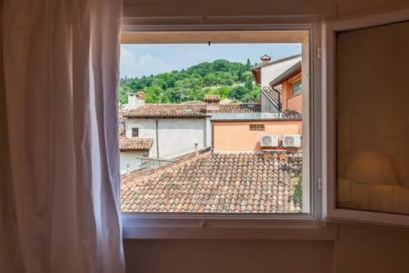 Di Punto In Bianco Home Verona Luaran gambar